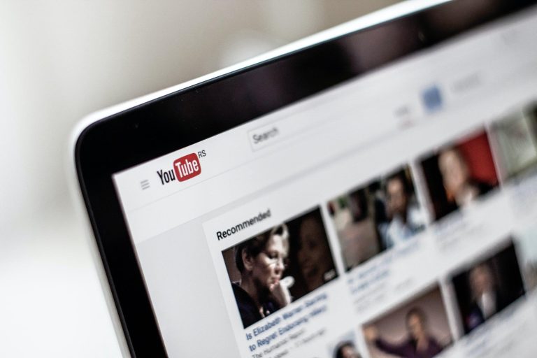 The Ethics of Sharing Graphic News Videos on Social Media