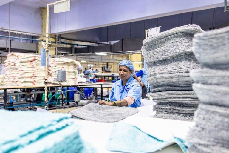 AI Transforms Global Supply Chain Automation